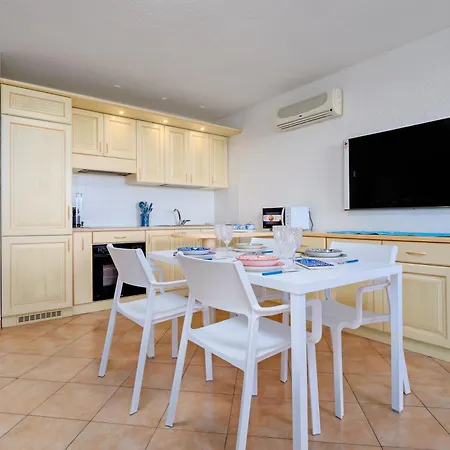 Apartment Casa Ioana Cugnana Verde