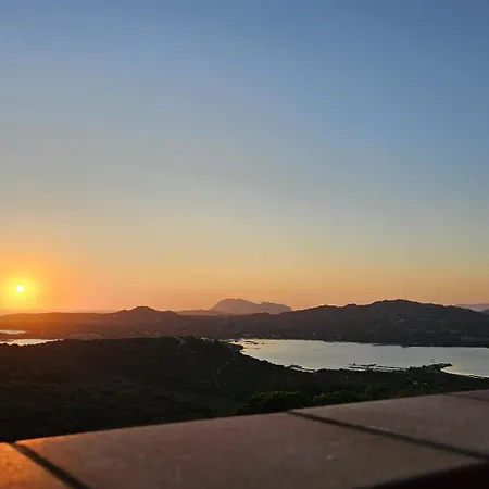 公寓 Casa Ioana Cugnana Verde